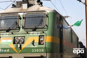 У Праяградж із Нью-Делі прямувало відразу чотири потяги