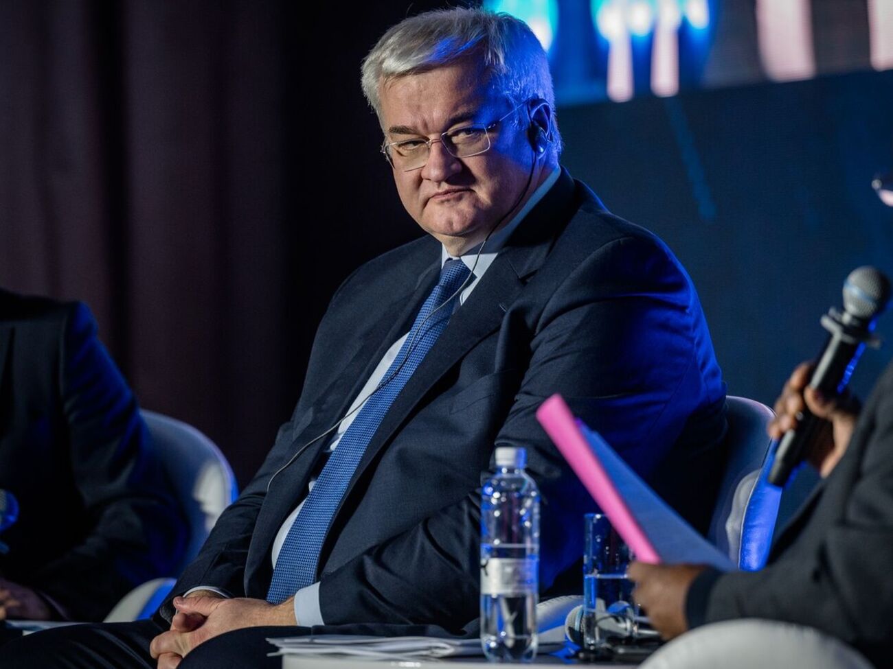 Сибига отметил, что некоторые СМИ и политики не все об Украине понимают