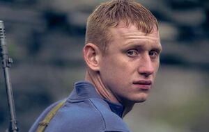 Рудинский играет в фильме 18-летнего украинца, который берет в руки оружие, чтобы защитить родных от оккупантов