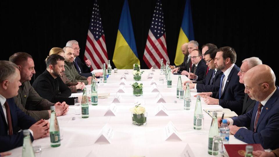 Зеленський не піддався режиму "максимального тиску" – ЄП