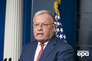 Він підкреслив, що ухвалення рішення залишається винятково за Зеленським і українською владою