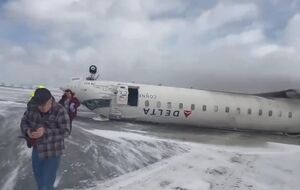 О причинах авиакатастрофы пока не сообщают