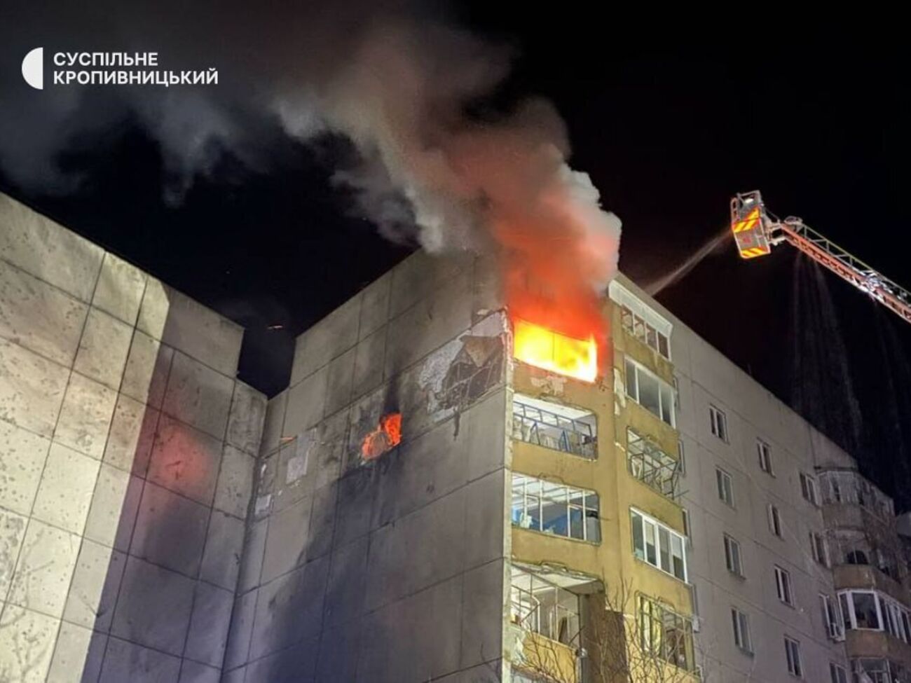 Спасатели эвакуировали людей из 38 квартир