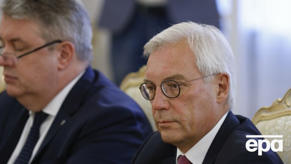 За словами російського дипломата, якщо Європа хоче сприяти встановленню миру в Україні, то має припинити постачання озброєнь Києву