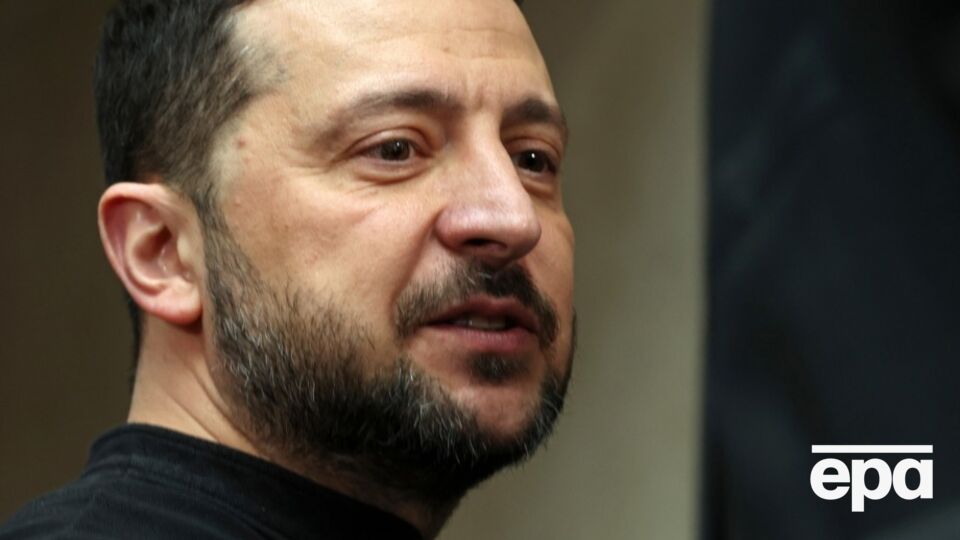 Зеленський укотре наголосив, що "не може бути й мови" про те, щоб питання щодо закінчення війни вирішували без участі України