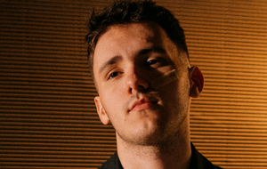 Yaktak: Цей трек про те, коли між вами все тільки набирає обертів й іскрить