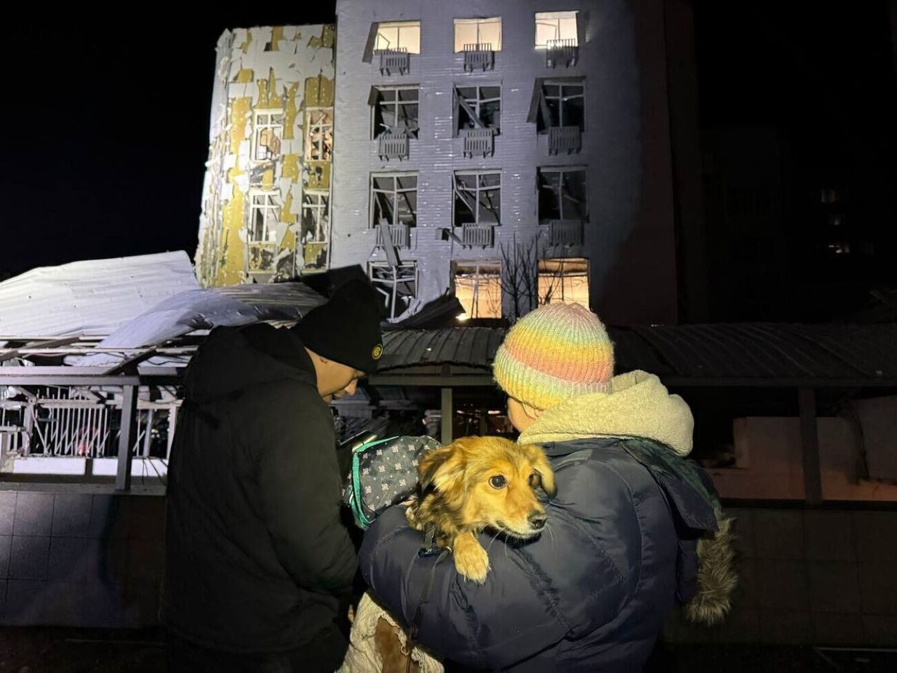 Значительная часть домов осталась без электро-, водо- и теплоснабжения, рассказал мэр Одессы