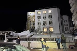 Росіяни вдарили по житлу й соціальній інфраструктурі