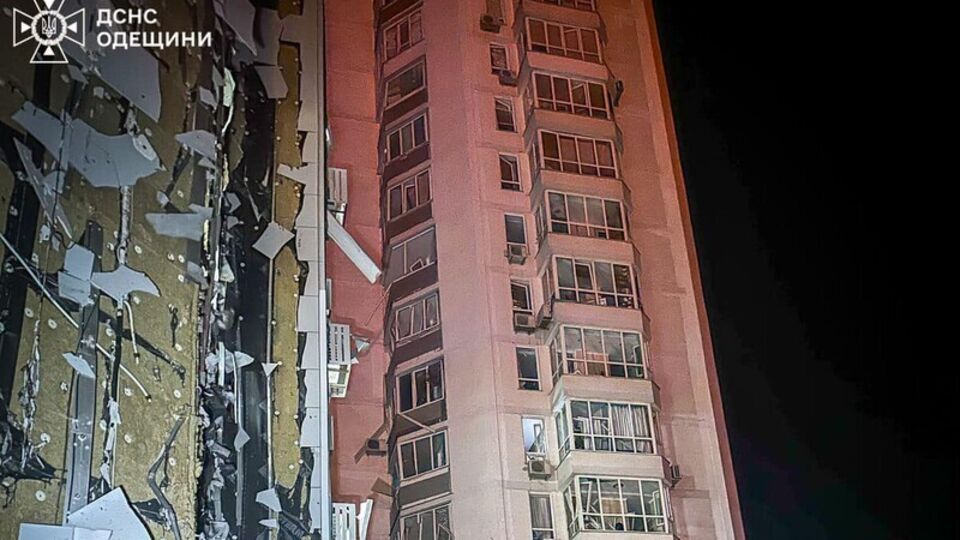За словами Зеленського, щонайменше 160 тис. одеситів – без тепла й електропостачання
