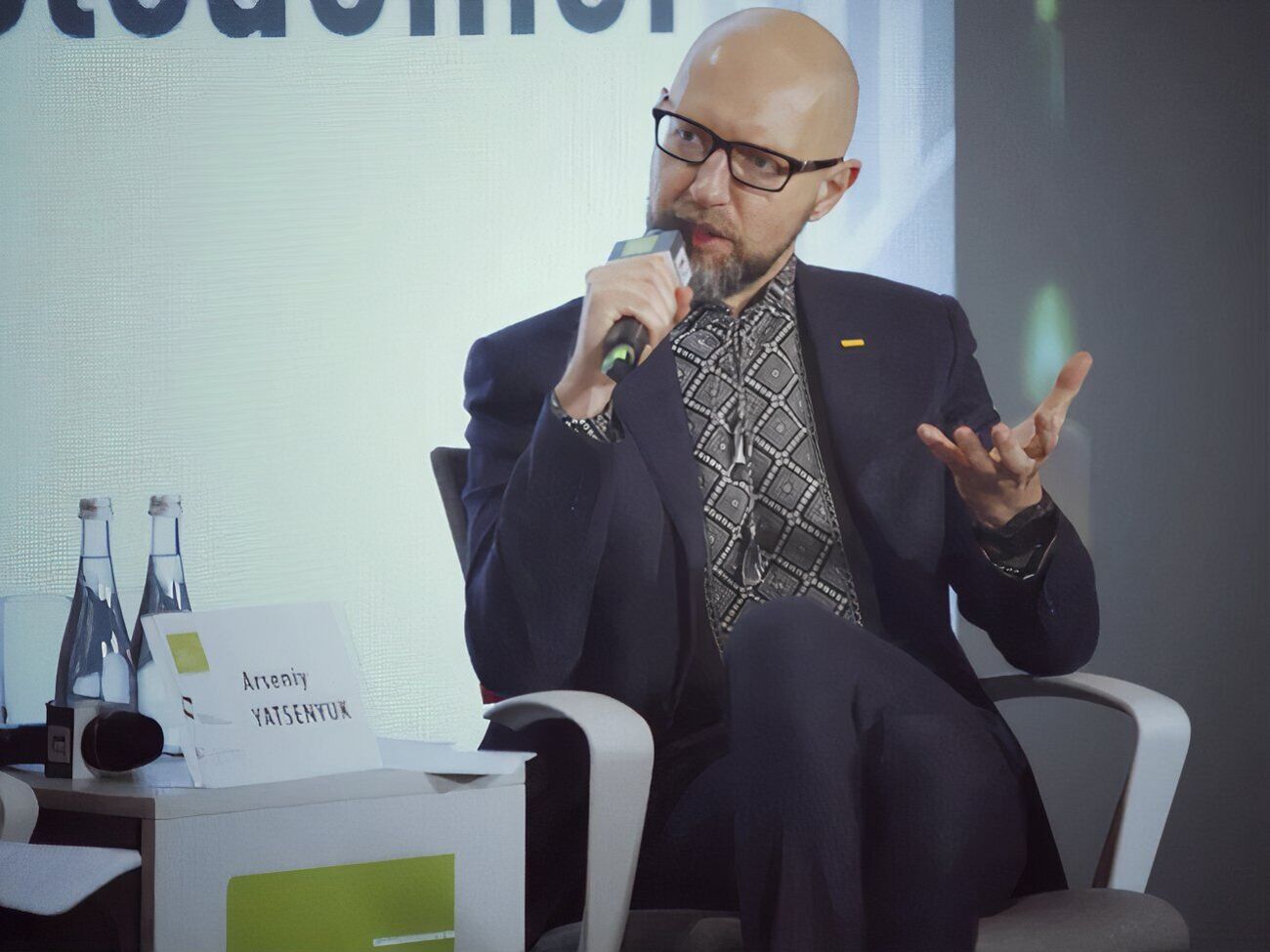 Я вірю, що це тимчасовий хаос – Яценюк