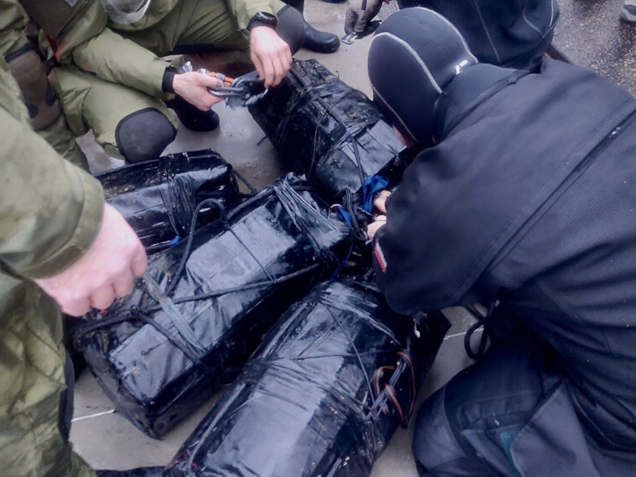 Стоимость изъятых наркотиков на черном рынке оценивают примерно в 60 млн злотых (приблизительно 603 млн грн)