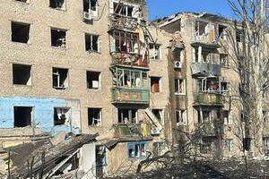 Унаслідок авіаудару пошкоджені житлові будинки