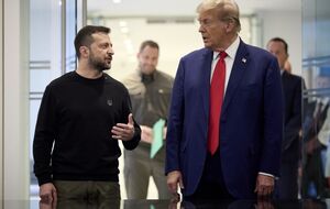 Трамп утверждает, что Зеленский "уговорил США" потратить $350 млрд на войну