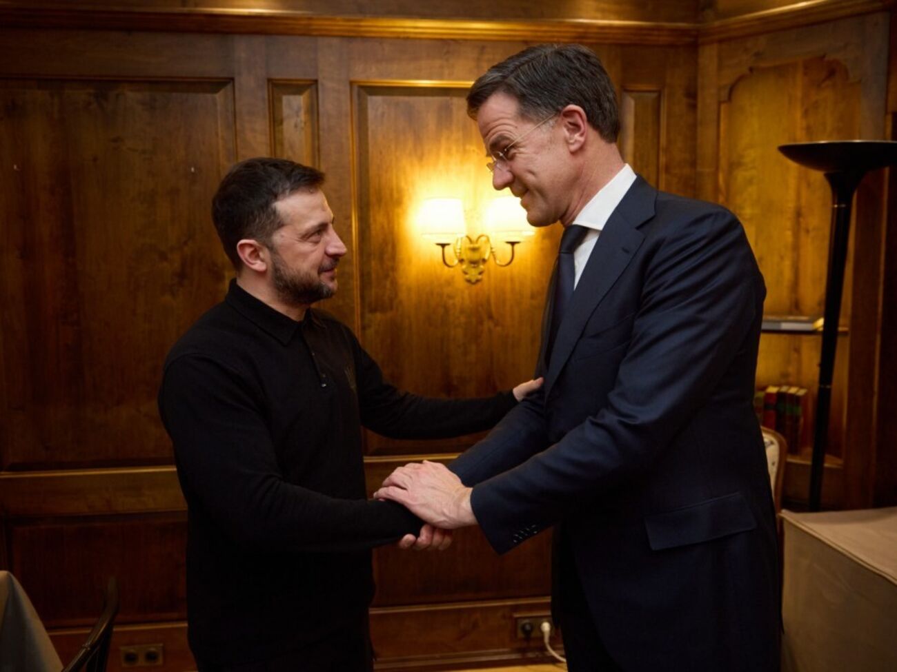 Зеленський назвав розмову з Рютте "хорошою і змістовною"