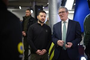 Зеленський провів увечері розмову зі Стармером