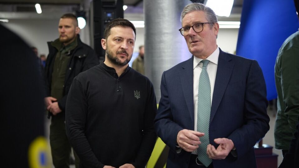 Зеленський провів увечері розмову зі Стармером