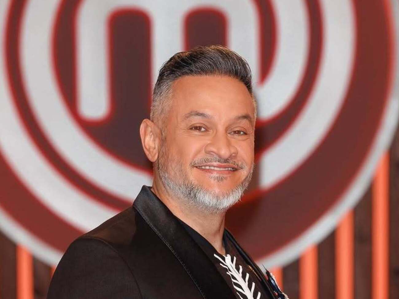 Хименес-Браво: Пока на политической арене происходит "шоу", сфокусируйтесь на военных