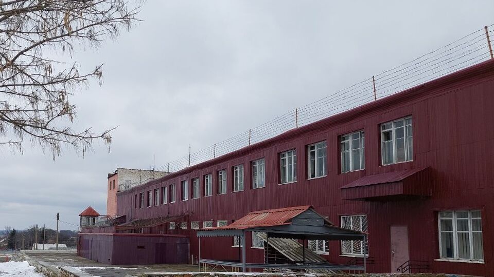У ДБР зазначили, що раніше в колонії №16 виявили випадки знущання з ув'язнених