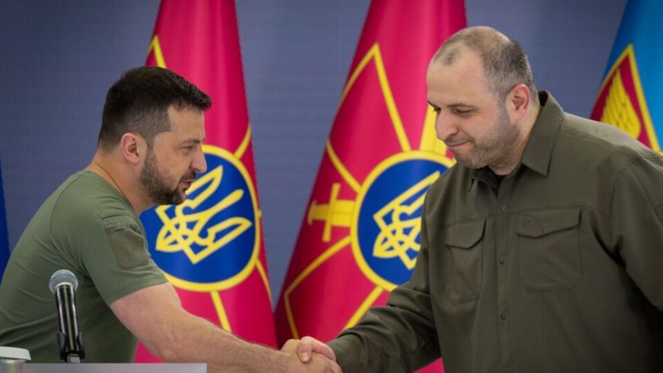 Умєров не може робити жодної паузи в постачанні зброї, зазначив Зеленський