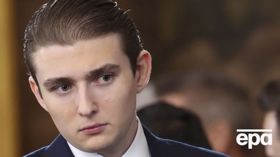За словами Коваленка, таку інформацію поширила неофіційна сторінка з підписом "Беррон Трамп" у соцмережі Х