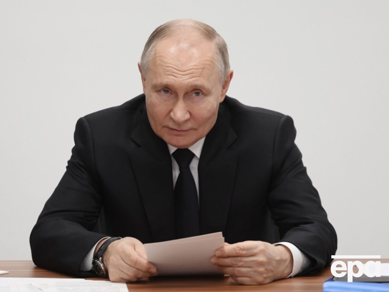 Для переговоров в Саудовской Аравии Россия пыталась "подобрать соответствующих партнеров для каждого из избранных американских чиновников", говорится в отчете