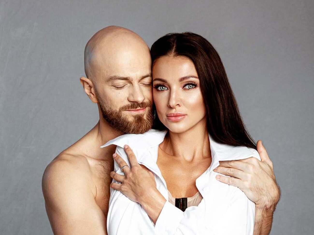 Яма поздравил жену