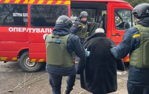 Погибли мужчины 56 и 73 лет, ранения получила 39-летняя женщина