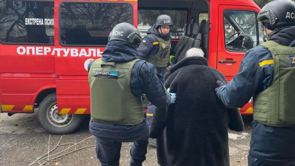 Погибли мужчины 56 и 73 лет, ранения получила 39-летняя женщина