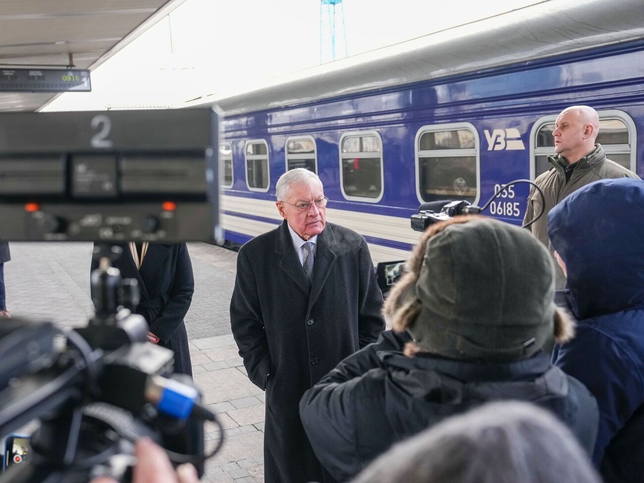 Келлог находится с визитом в Украине