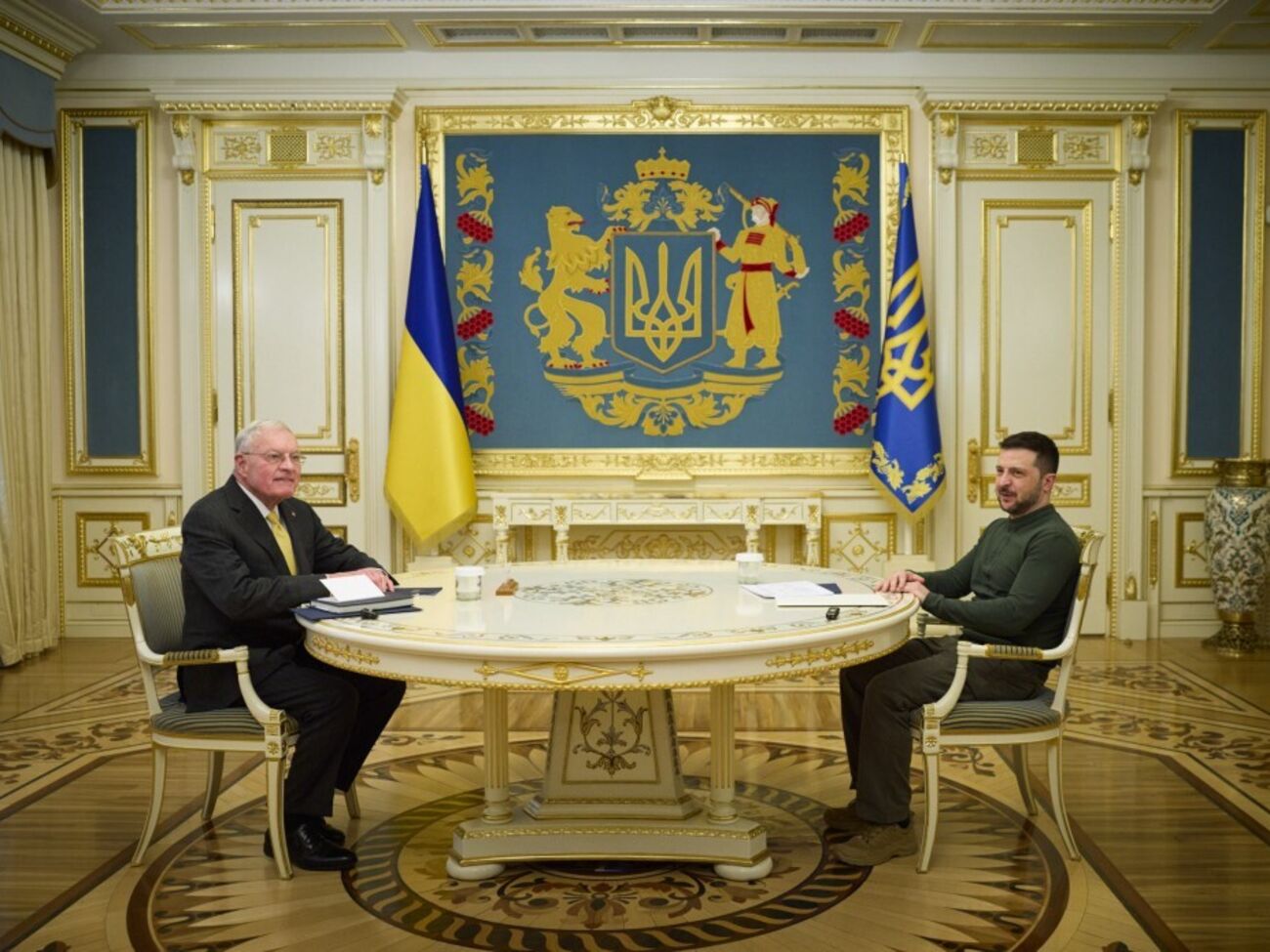 Зеленский в Киеве встретился с Келлогом