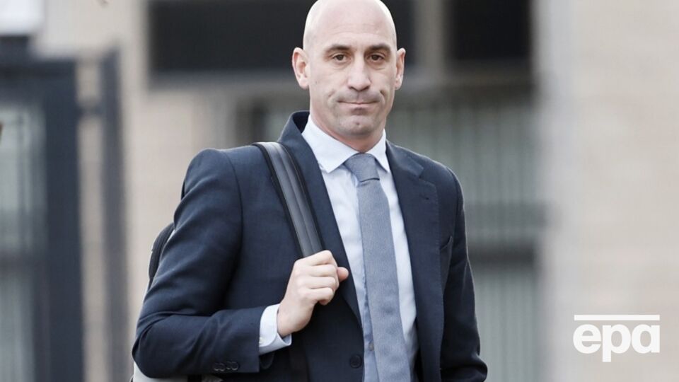 Прокуроры требовали у суда приговорить Рубиалеса к двум с половиной годам тюрьмы