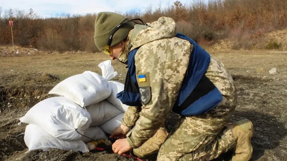 У Міноборони України зазначили, що за час повномасштабної війни знешкоджено понад 910 тис. вибухонебезпечних предметів