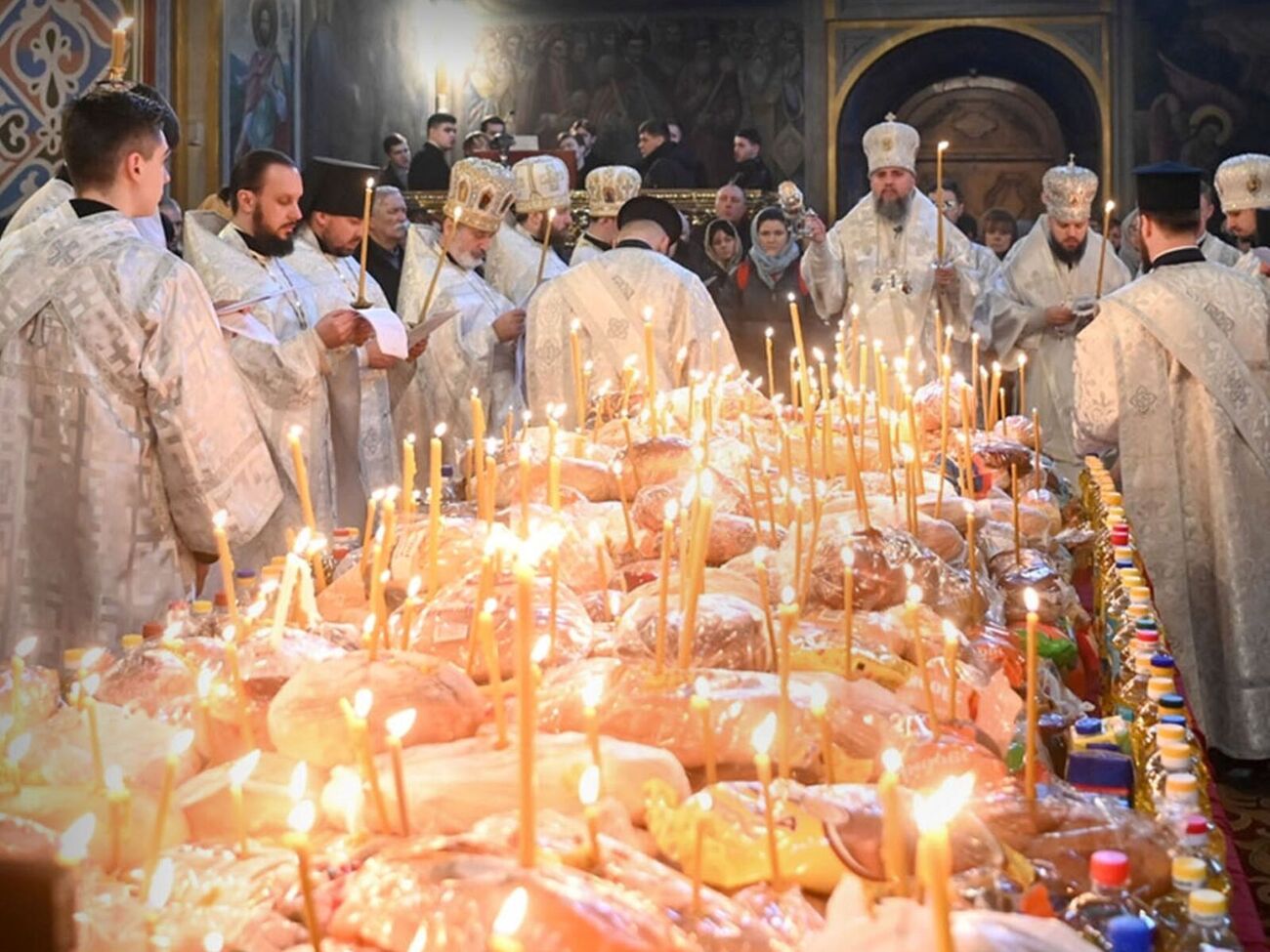 В ПЦУ напомнили, что в воскресенье 23 февраля еще разрешено есть мясные блюда, а уже потом начнется пост
