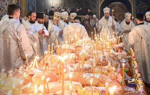 В ПЦУ напомнили, что в воскресенье 23 февраля еще разрешено есть мясные блюда, а уже потом начнется пост
