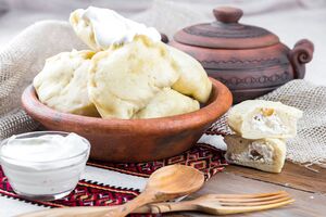 На Масленицу готовят блюда с творожной начинкой