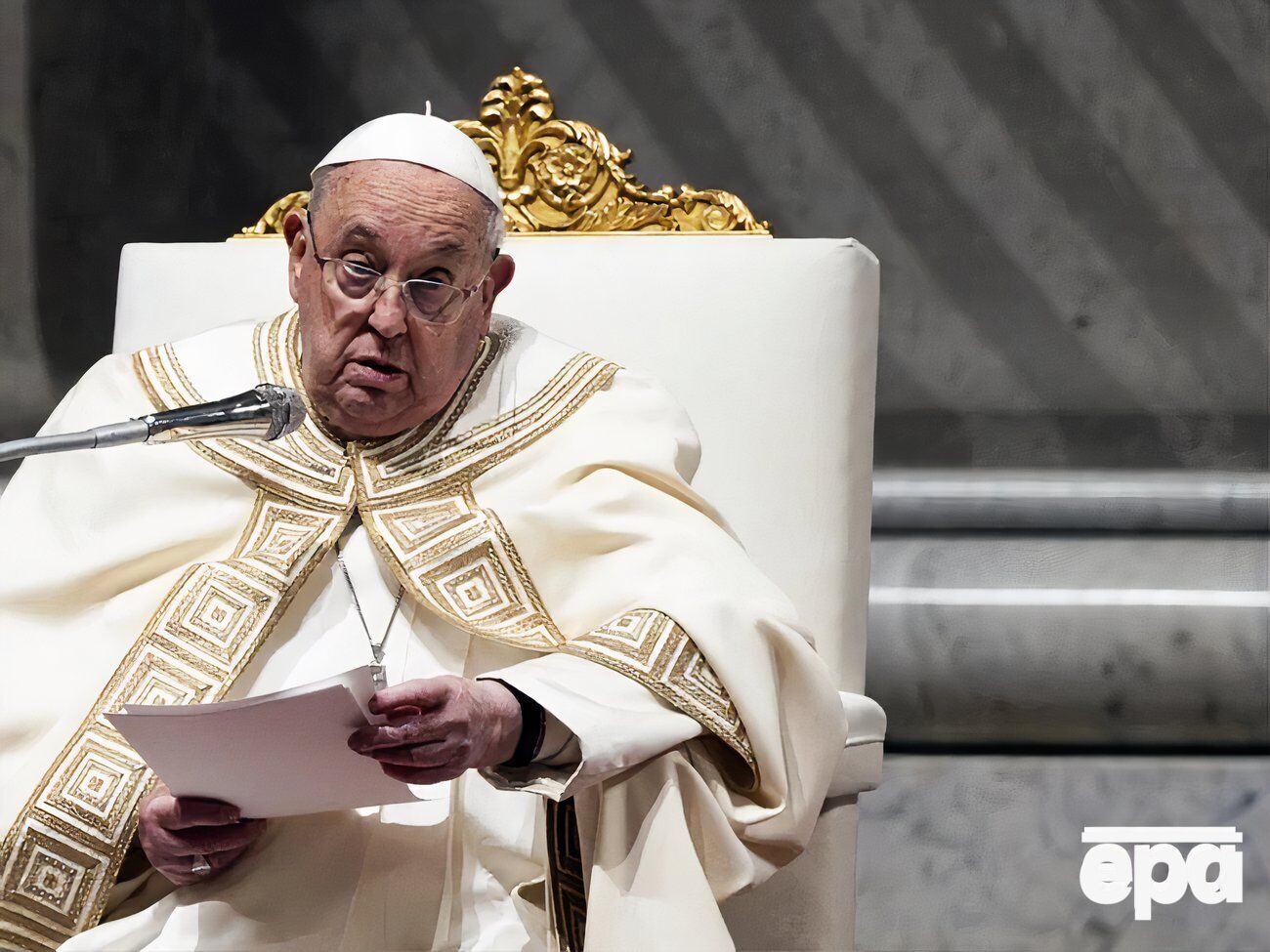 Равази отметил, что Франциск намерен завершить проведение юбилейного года христианства