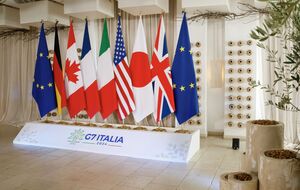 ЗМІ писали, що США виступили проти того, щоб РФ назвали агресором у комюніке G7 до третьої річниці її вторгнення в Україну