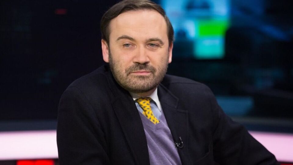 Пономарев: Ничего нового Трамп не говорит, он выполняет предвыборные обещания