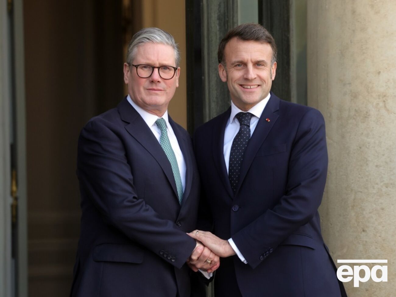 Стармер і Макрон лідирують у рейтингу довіри українців