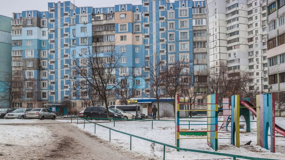 Киянам порадили не відчиняти вікна