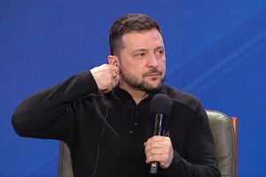 Зеленский отметил, что ему нужно встретиться с Трампом