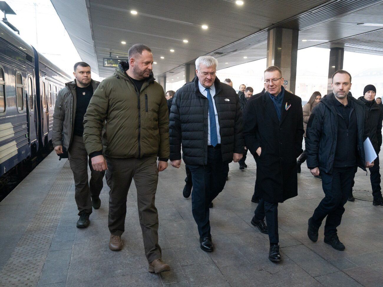 Лідери кількох країн приїхали в Київ