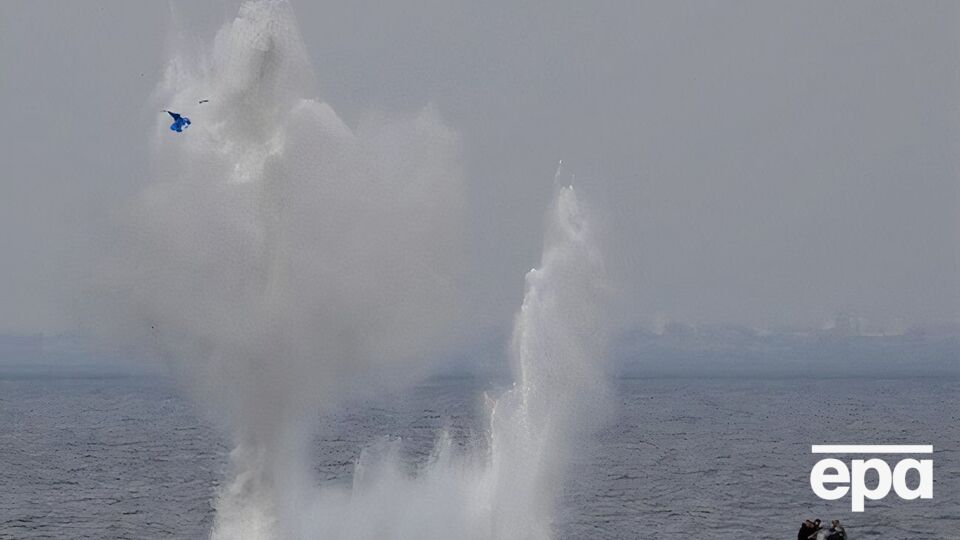 Плетенчук зазначив, що моряки наприкінці минулого року одночасно виявили шість морських мін часів Другої світової війни