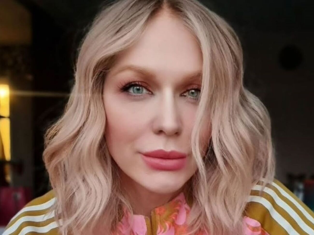 Монро: Я в 45 лет начала путь к себе и вслух произнесла, что я – трансгендерная женщина