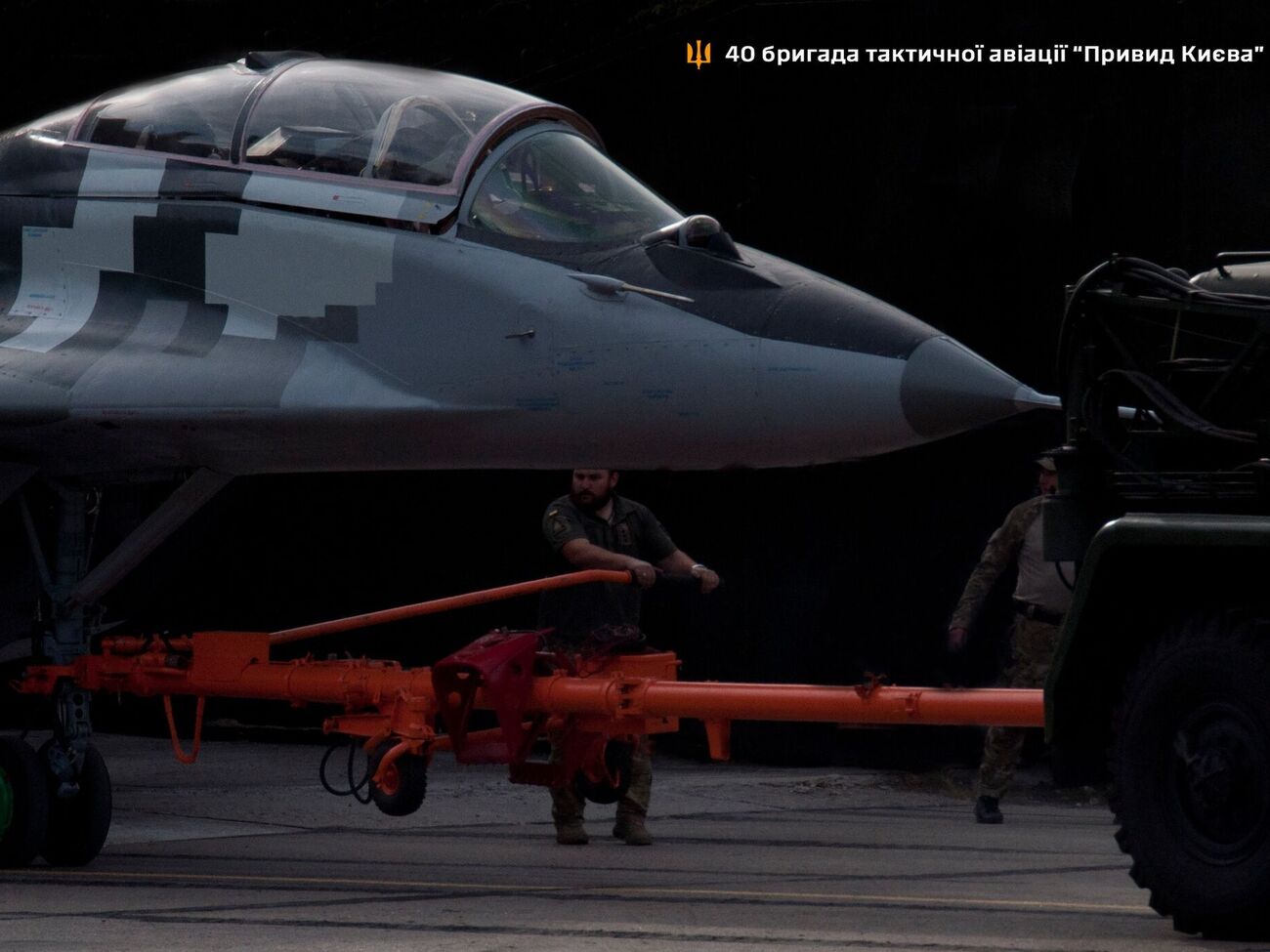 Умеров отметил, что специалисты выполняют сложную и ответственную работу