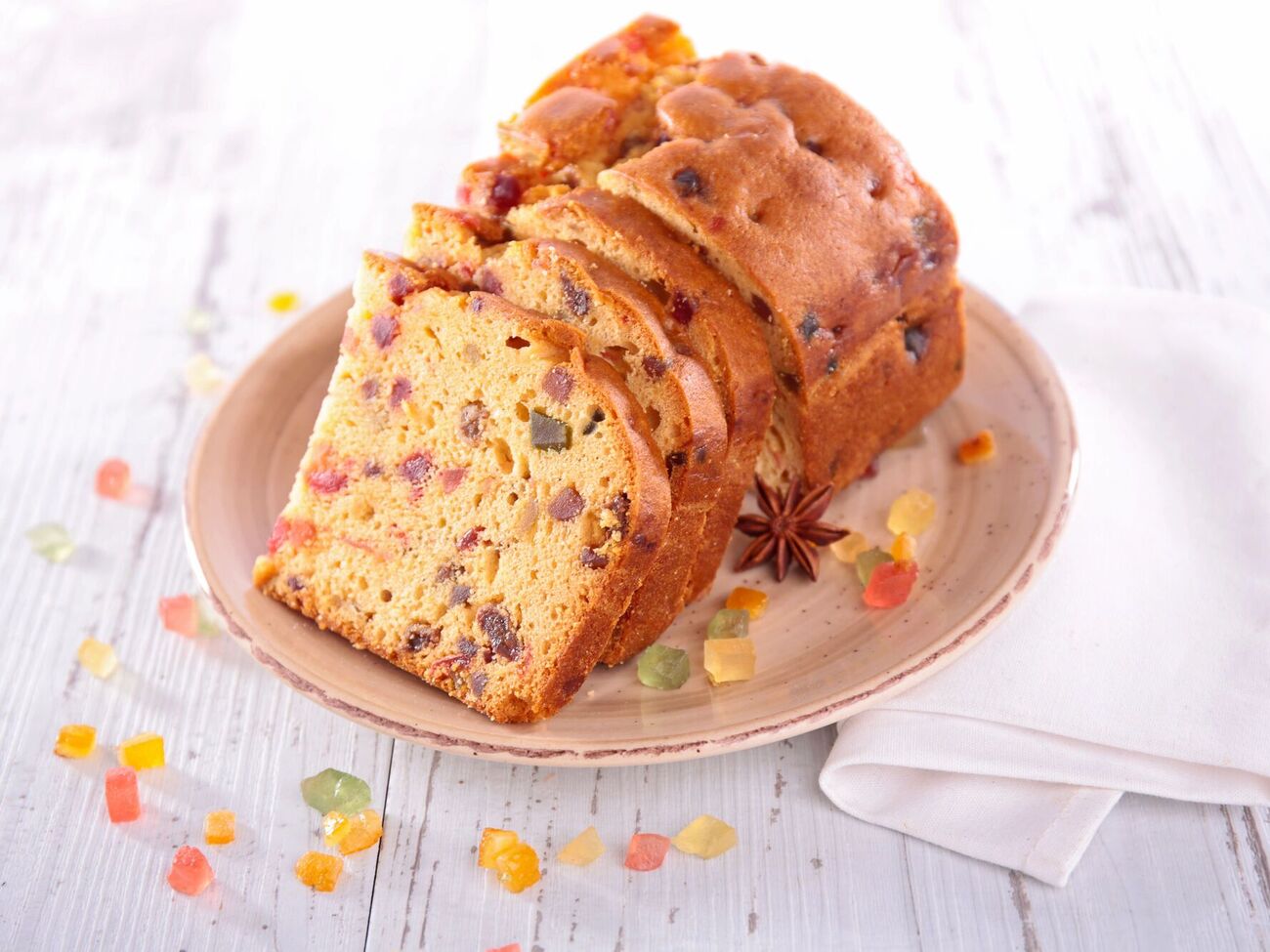 К кексу можно добавить цукаты