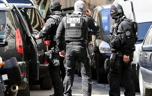 Имен задержанных полиция не называет