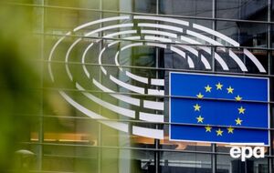 Франция, Германия, Италия, Испания и президент ЕК боятся потерять рычаги влияния на будущих мирных переговорах, пишет издание