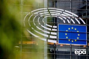 Франция, Германия, Италия, Испания и президент ЕК боятся потерять рычаги влияния на будущих мирных переговорах, пишет издание