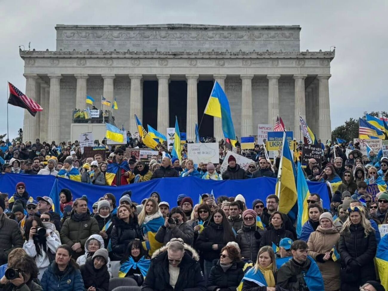 В ВКУ и ЕКУ назвали девять фундаментальных принципов по Украине